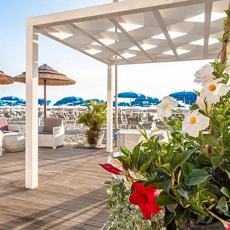 Evo Boutique & Hotell 3*